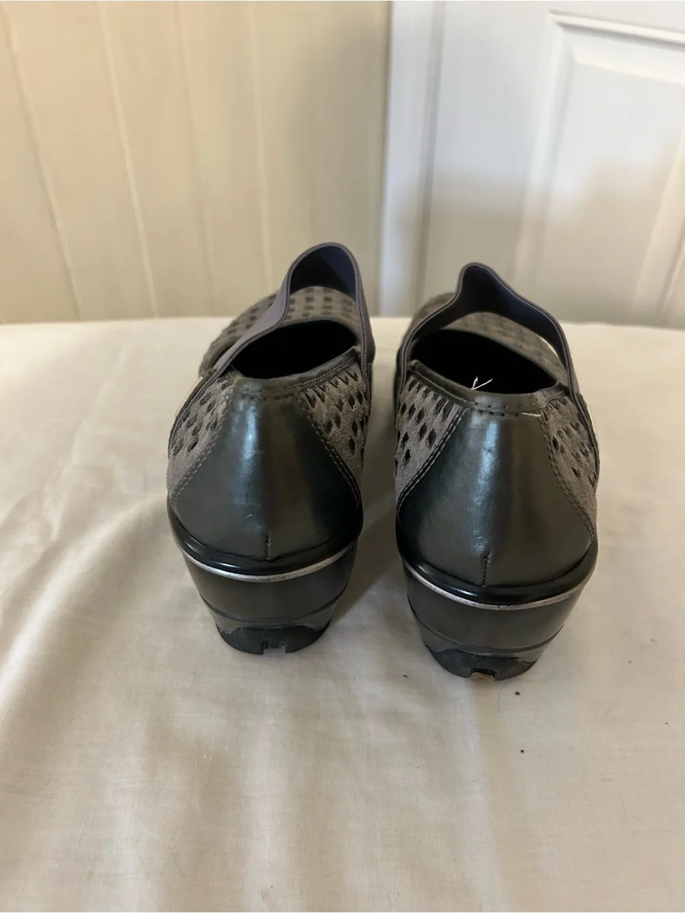 Jambu Scarlet Sport Wedge Suede Mary Jane Shoes/Size 6.5 Medium/Gray